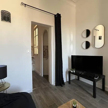 Charming T2 Near Town Center Apartamento *